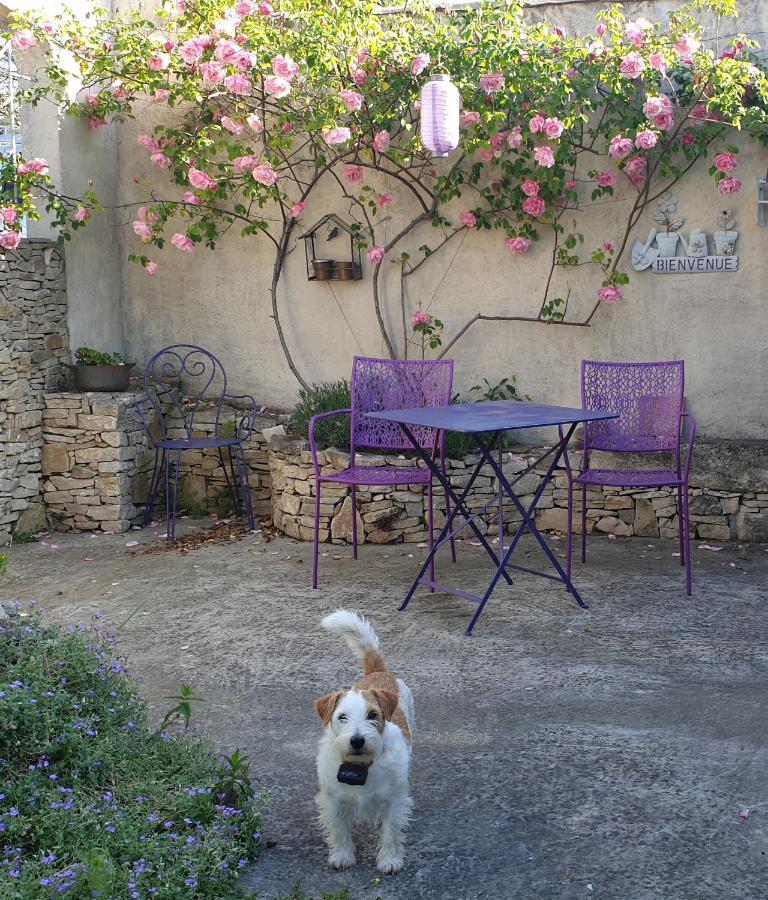 Pause Couleur Lavandula Roussas Dış mekan fotoğraf