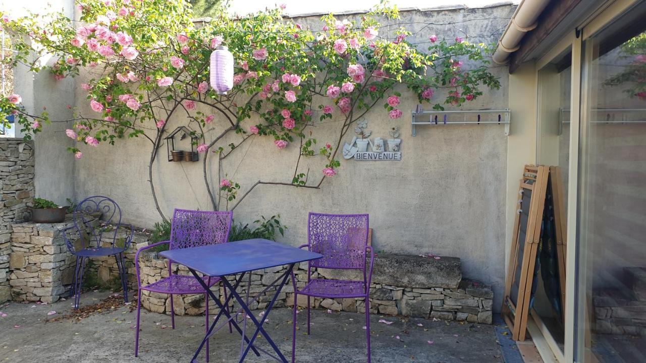 Pause Couleur Lavandula Roussas Dış mekan fotoğraf
