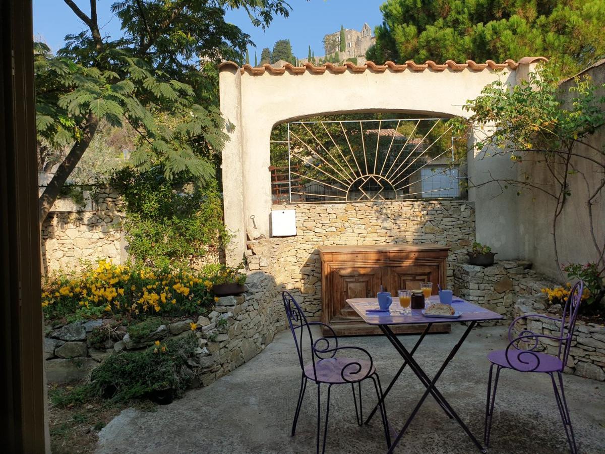 Pause Couleur Lavandula Roussas Dış mekan fotoğraf