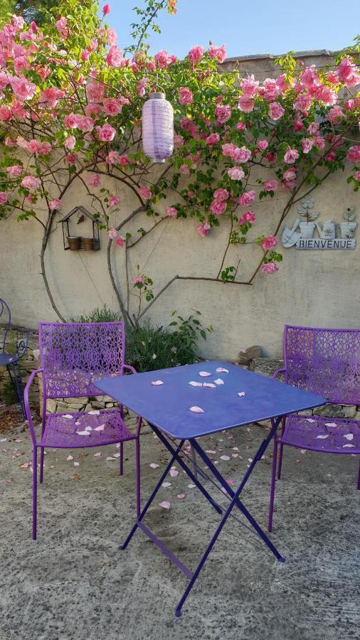 Pause Couleur Lavandula Roussas Dış mekan fotoğraf